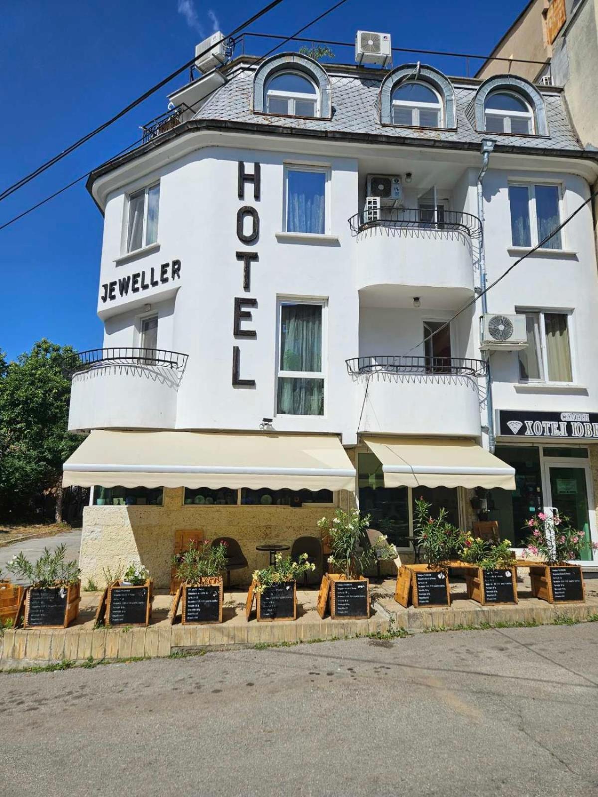 Jeweller Hotel Ruse Exterior photo