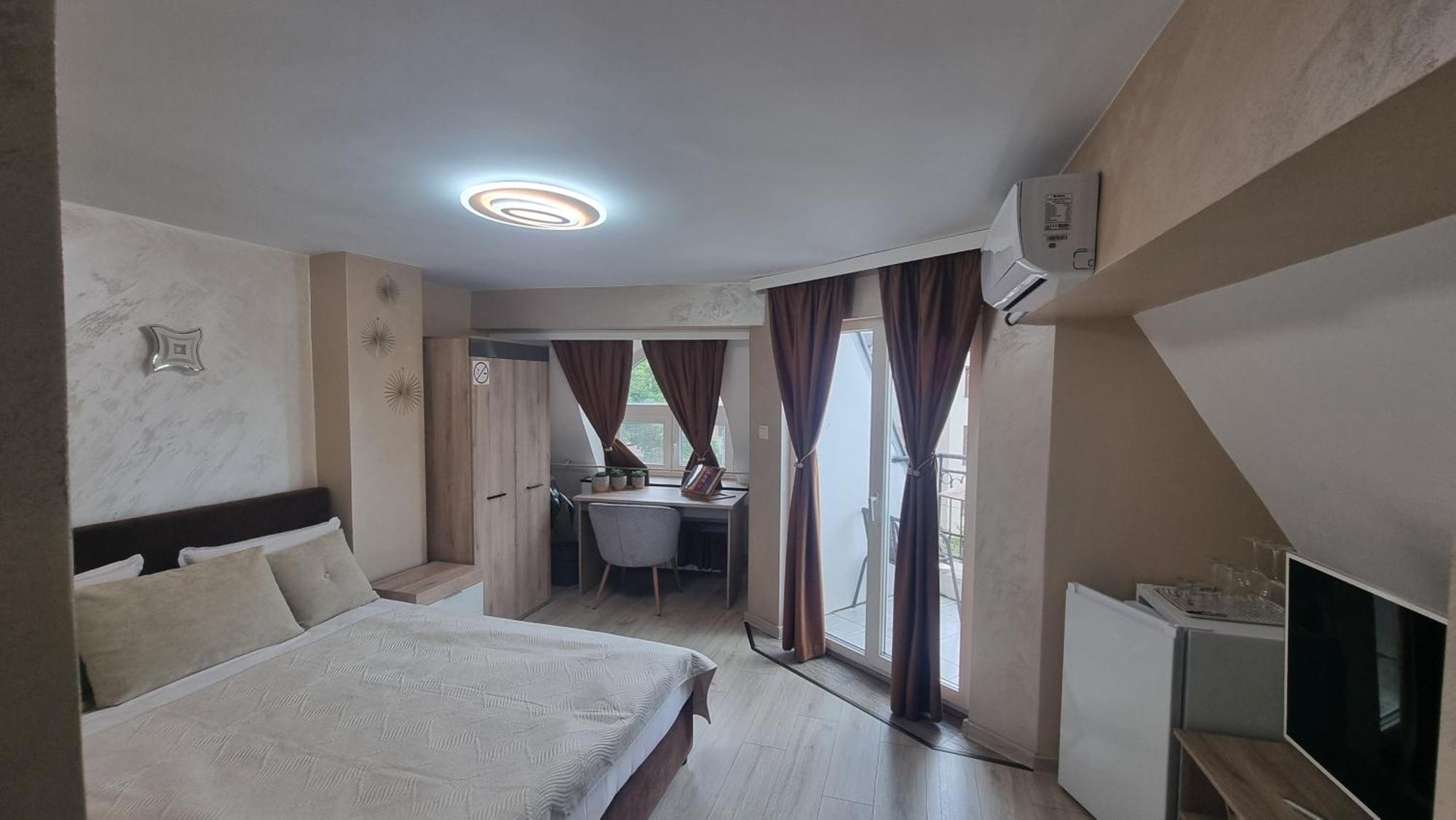 Jeweller Hotel Ruse Exterior photo